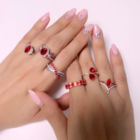 Red Garnet Swarovski crystal criss cross ring, 925 Sterling Silver 2019 - Picture 6 of 6